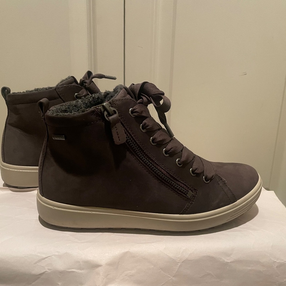 Ecco Booties